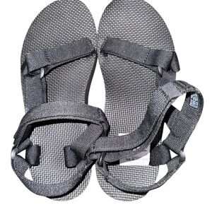 Teva Midform Black Strappy Sandals Size 8
